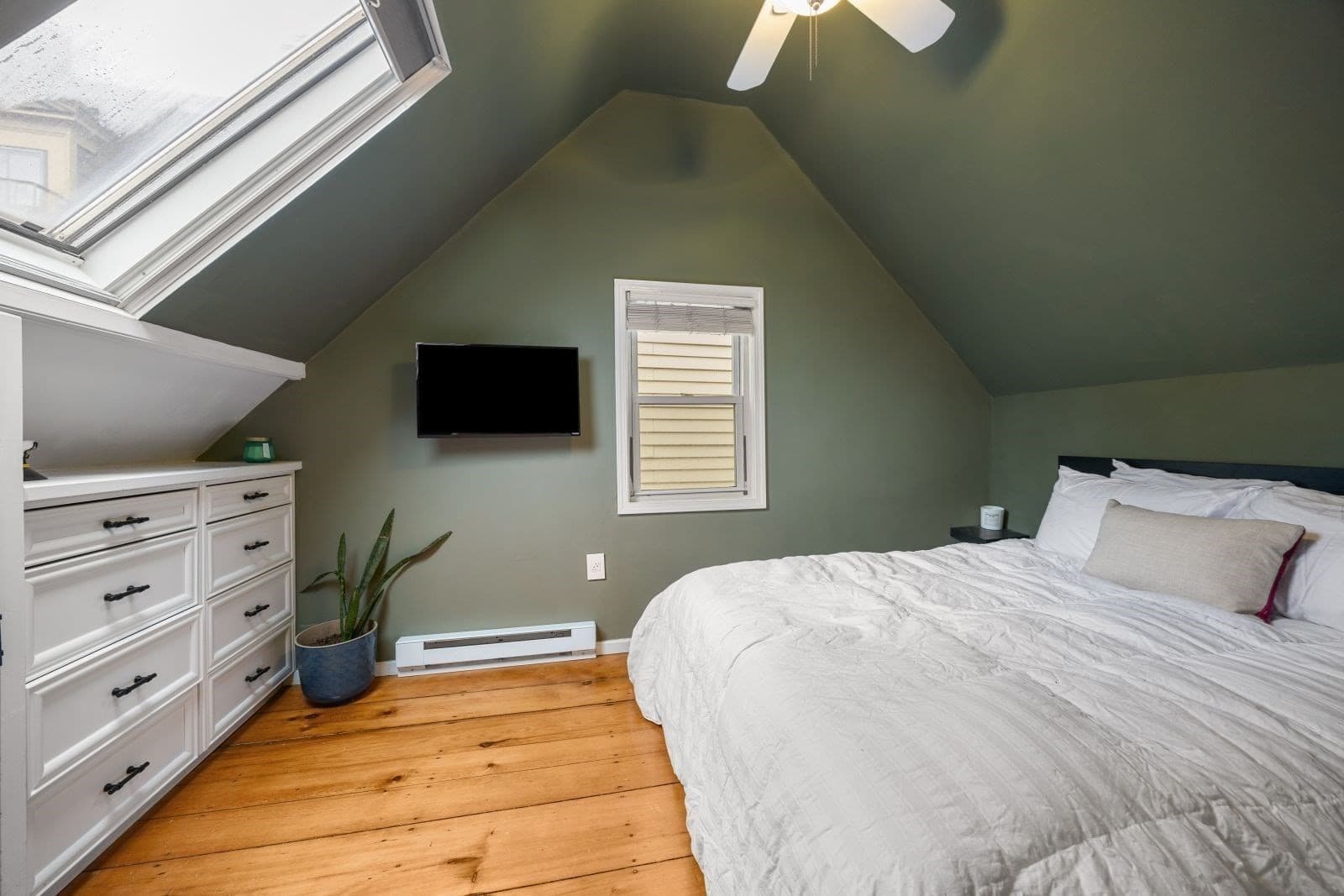 Single Family Residence at 4 Mead Street Ct, Boston MA 02129, photo 19 of 31