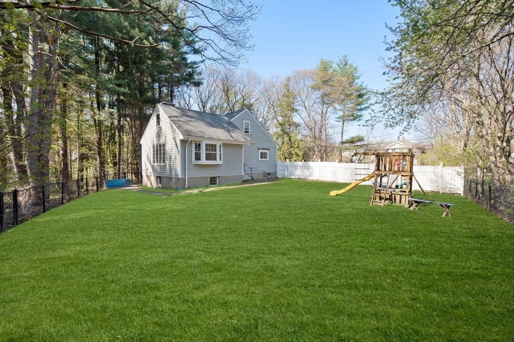 37 School Street, Weston MA 02493 photo 2
