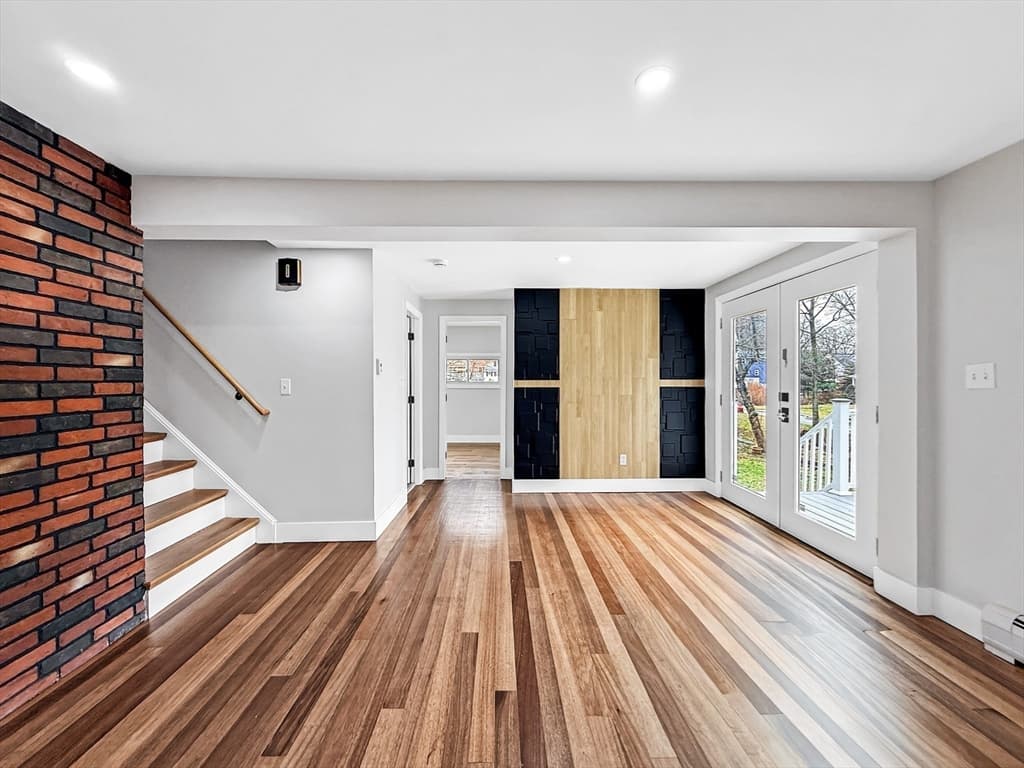 Single Family Residence at 21 Burlington Rd, Billerica MA 01821, photo 6 of 41