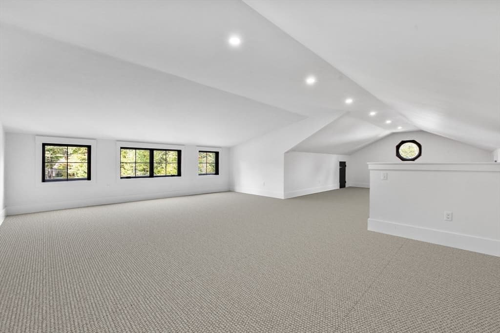 Single Family Residence at 5 Swan View Common Dr, Northborough MA 01532, Northborough, photo 30 of 37
