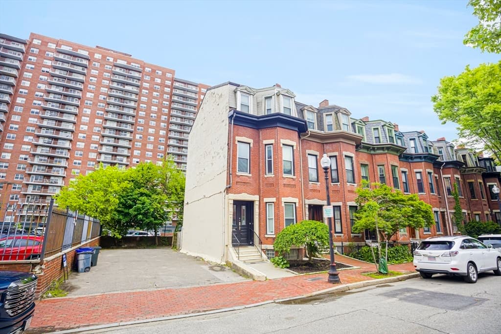 Single Family Residence at 31 Worthington St., Boston MA 02120, photo 2 of 28