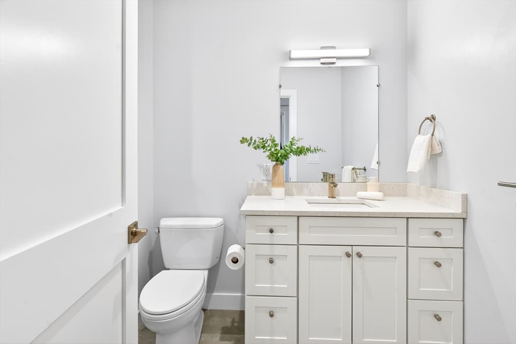 Condominium at 52 Fisher Ave # 302, Boston MA 02130, photo 26 of 39