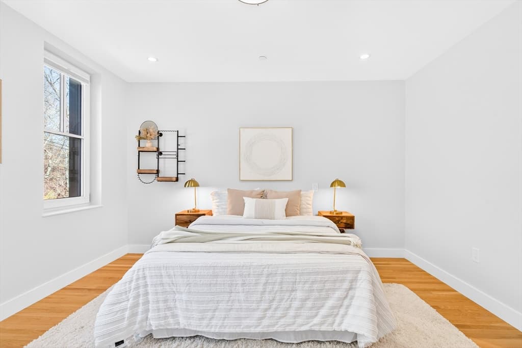 Condominium at 52 Fisher Ave # 302, Boston MA 02130, photo 18 of 39