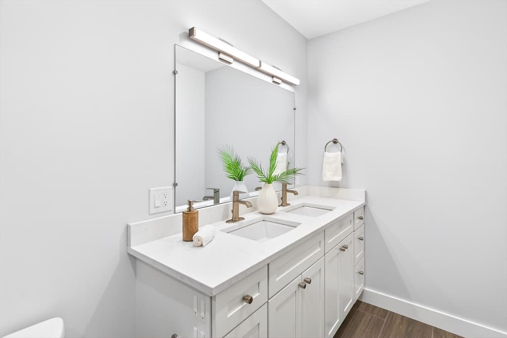 Condominium at 52 Fisher Ave # 302, Boston MA 02130, photo 25 of 39