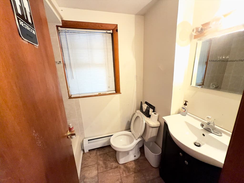 328 Brooks St, Worcester MA 01606 photo 16