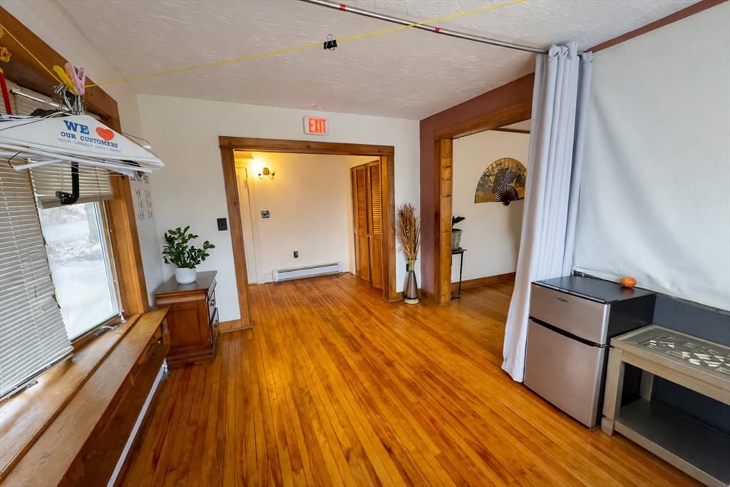 328 Brooks St, Worcester MA 01606 photo 9