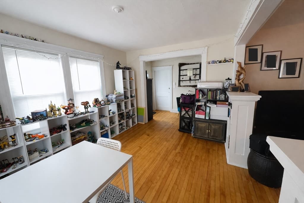 328 Brooks St, Worcester MA 01606 photo 18