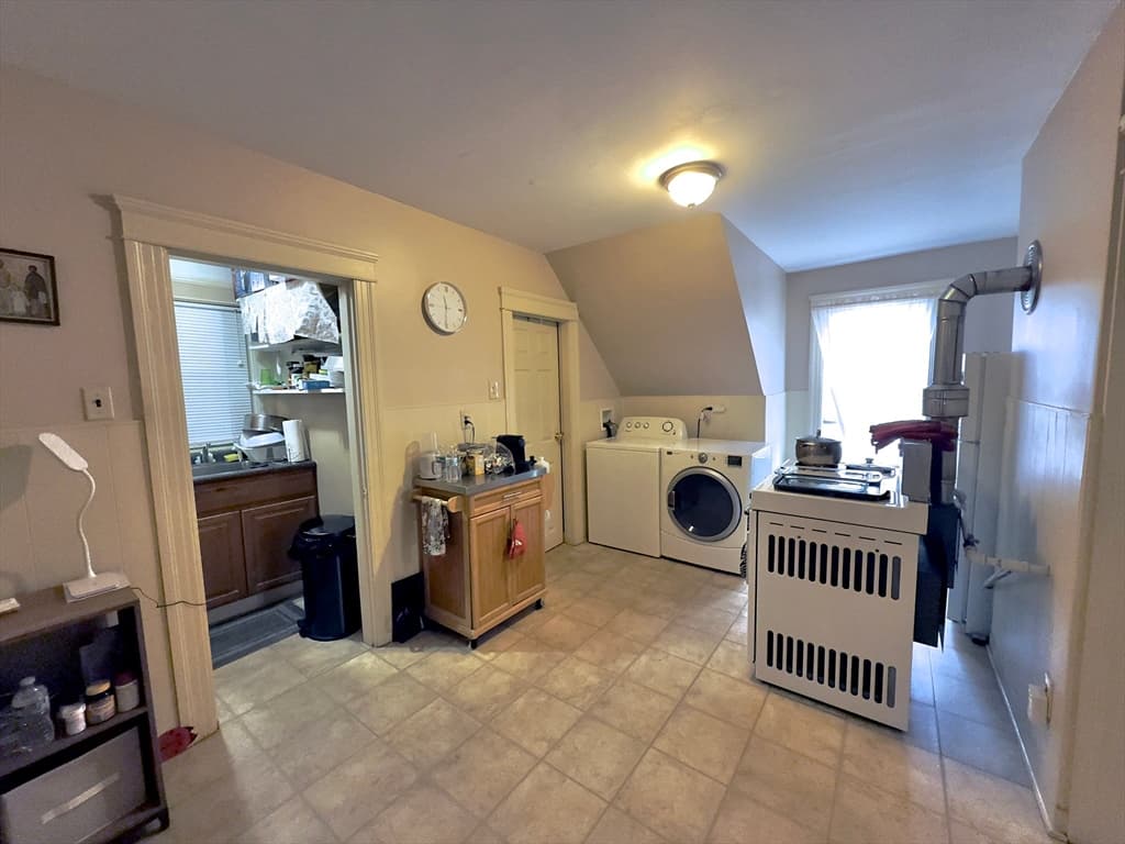 328 Brooks St, Worcester MA 01606 photo 31