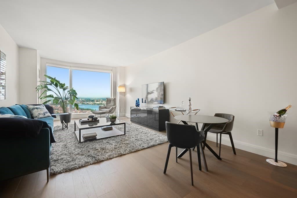 Condominium at 240 Devonshire Street # 5103, Boston MA 02110, photo 6 of 42