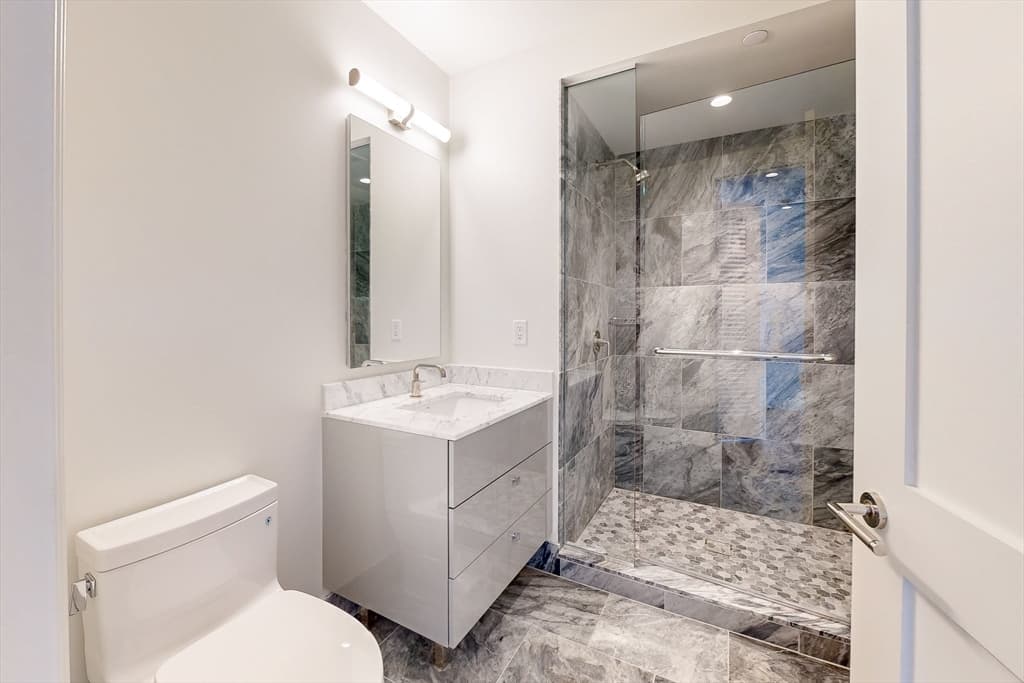 Condominium at 240 Devonshire Street # U3814, Boston MA 02110, photo 9 of 40