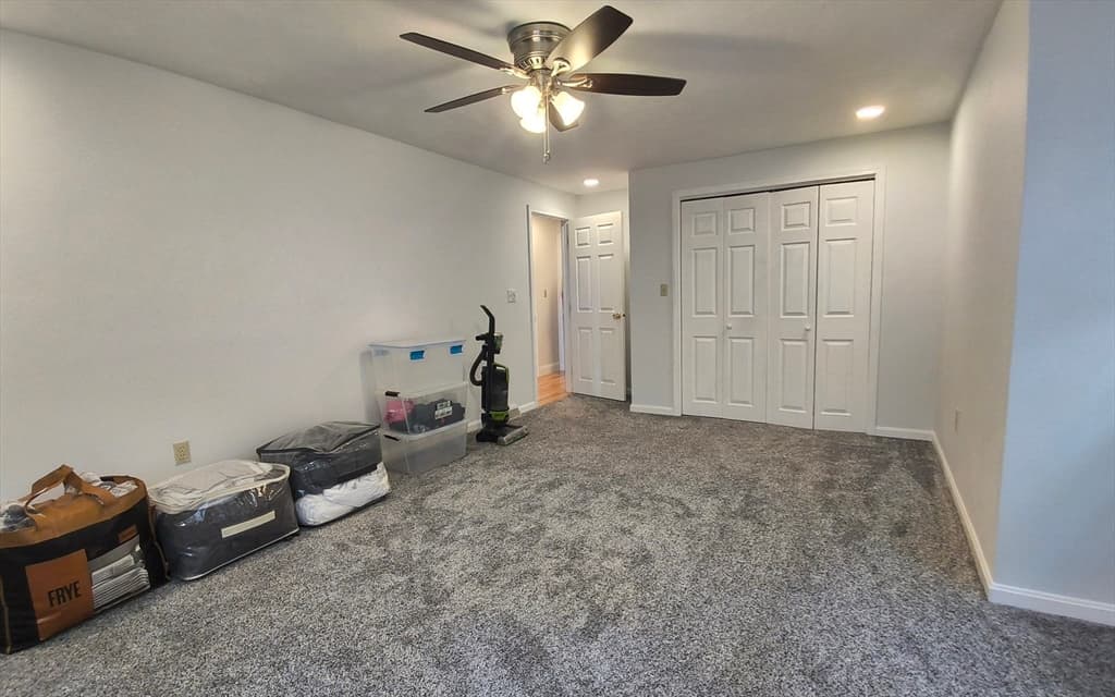 Single Family Residence at 154 Dudley Oxford Rd, Dudley MA 01571, Dudley, photo 19 of 42