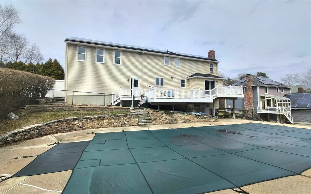 Single Family Residence at 154 Dudley Oxford Rd, Dudley MA 01571, Dudley, photo 31 of 42