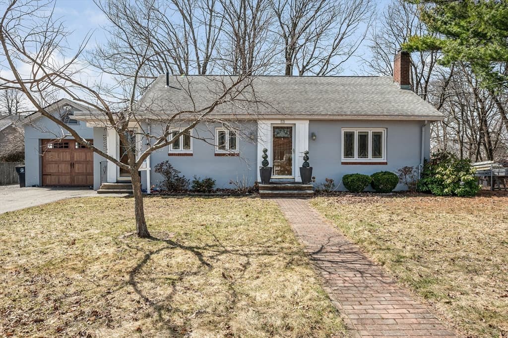 53 Westminster Ave, Haverhill MA 01830