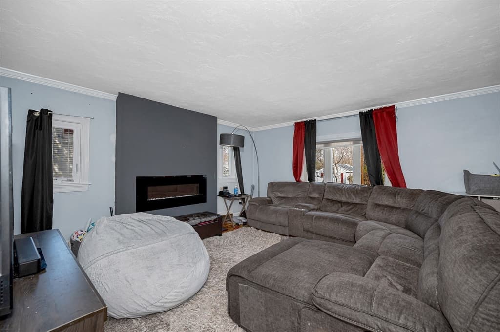53 Westminster Ave, Haverhill MA 01830 photo 10