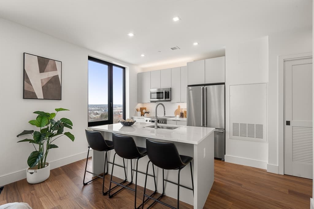 Condominium at 1515 Commonwealth Ave # 702, Boston MA 02135, photo 6 of 41
