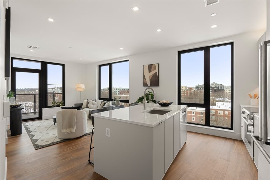 Condominium at 1515 Commonwealth Ave # 702, Boston MA 02135, photo 3 of 41