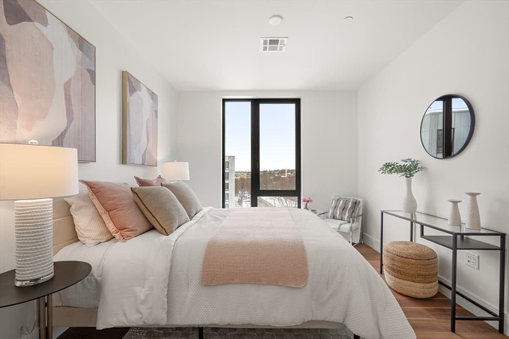 Condominium at 1515 Commonwealth Ave # 702, Boston MA 02135, photo 10 of 41