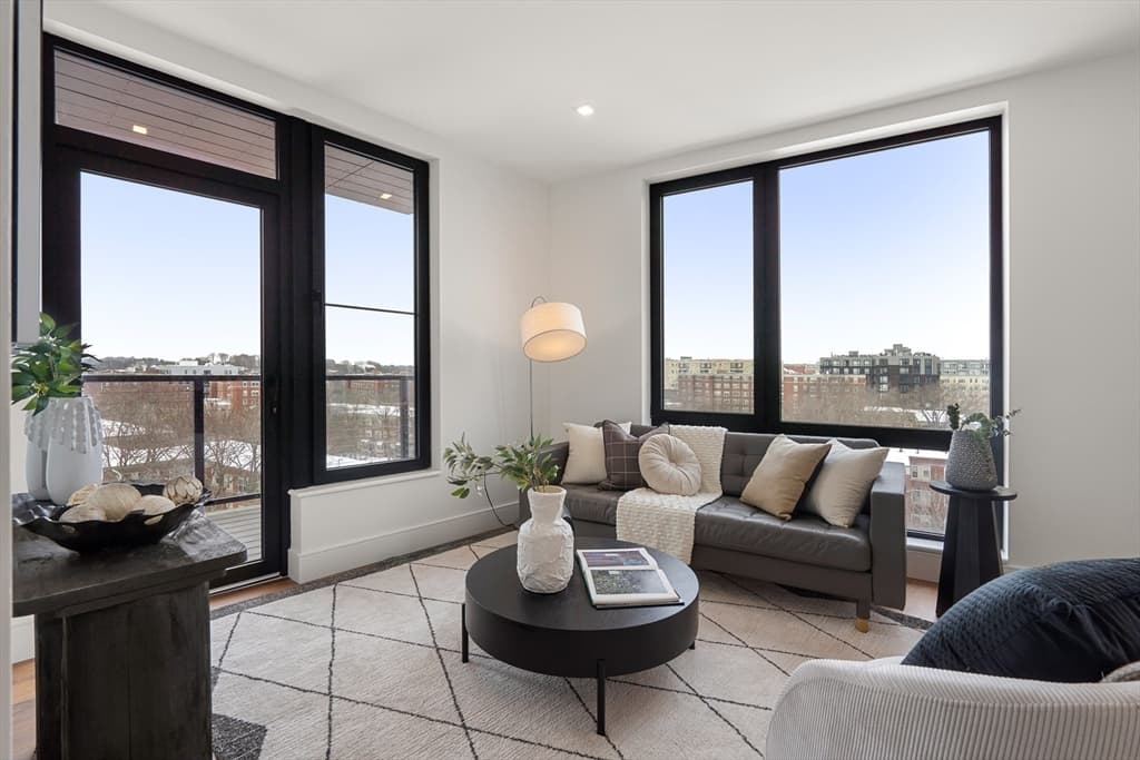 Condominium at 1515 Commonwealth Ave # 702, Boston MA 02135, photo 8 of 41