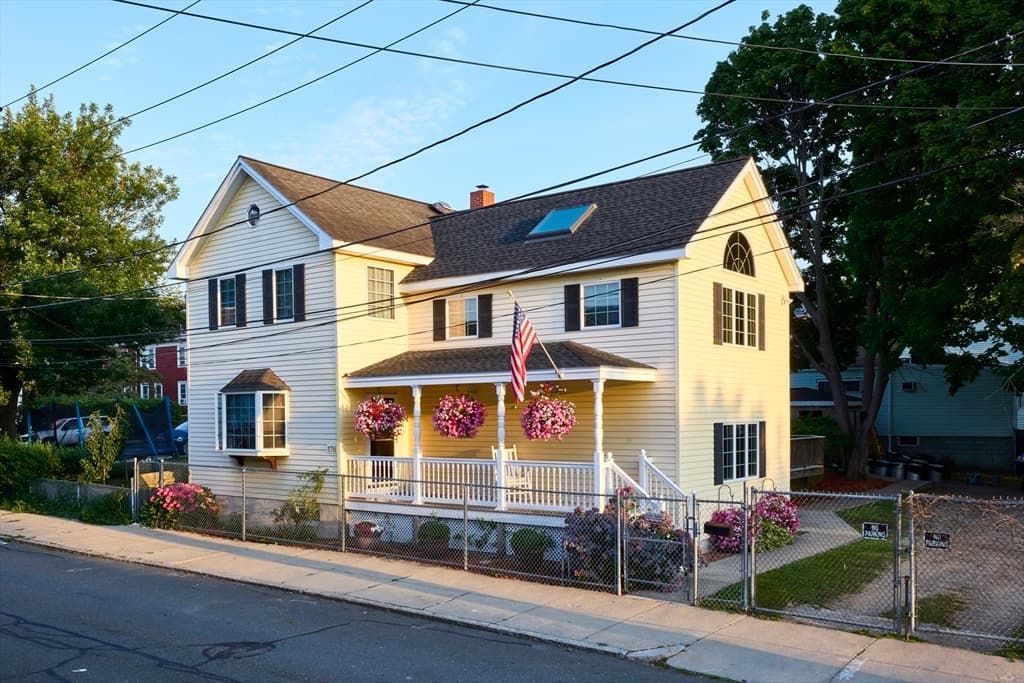 176 Coleridge St, Boston MA 02128