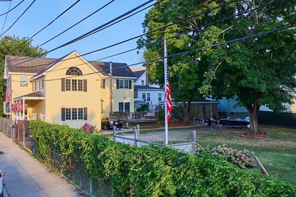 Single Family Residence at 176 Coleridge St, Boston MA 02128, Boston, photo 4 of 20