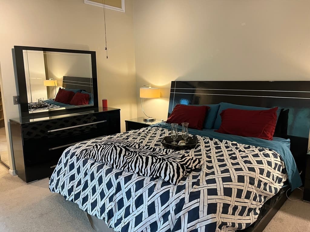 Condominium at 262 Captain Eames Circle # 262, Ashland MA 01721, photo 9 of 15