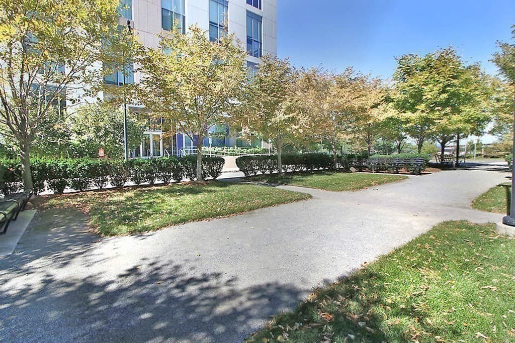 Condominium at 2 Earhart Street # 1001, Cambridge MA 02141, Cambridge, photo 24 of 41