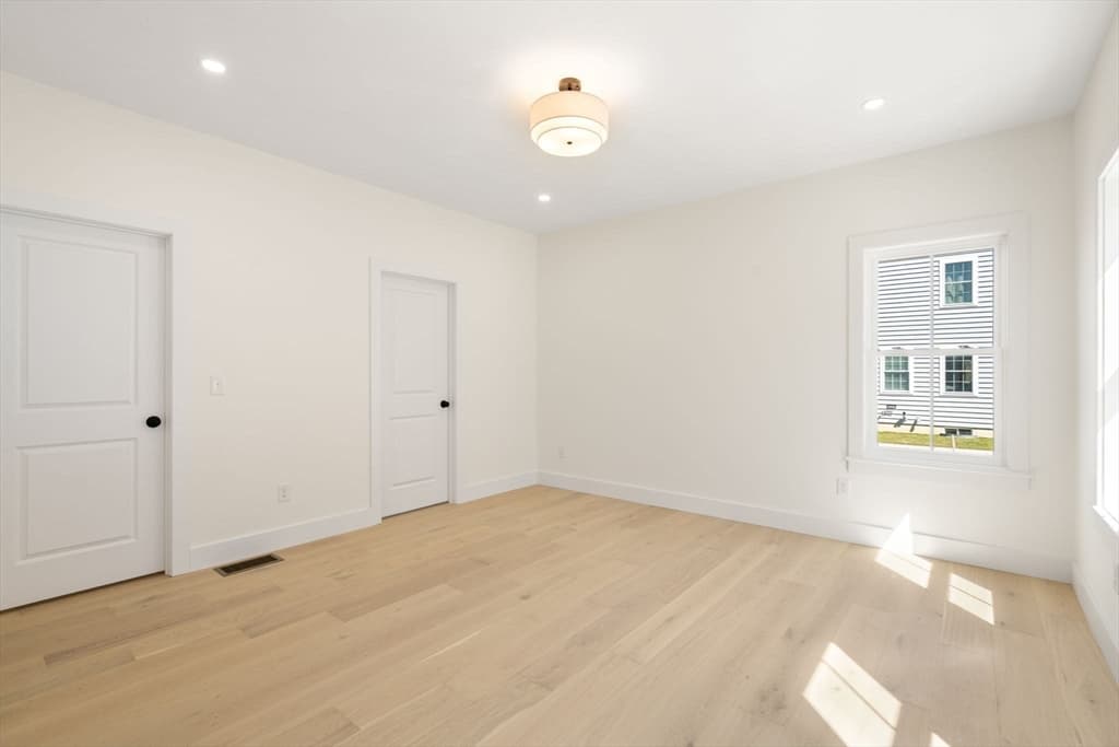 Single Family Residence at 306 Fisher Rd, Holden MA 01520, Holden, photo 16 of 36