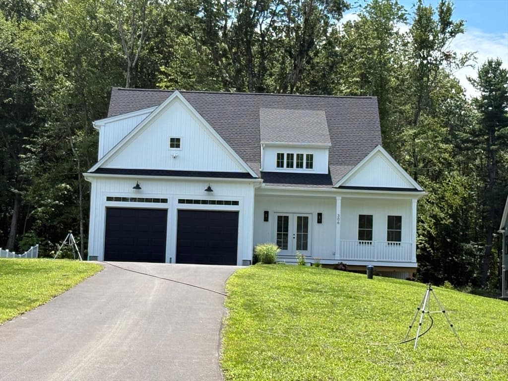 306 Fisher Rd, Holden MA 01520
