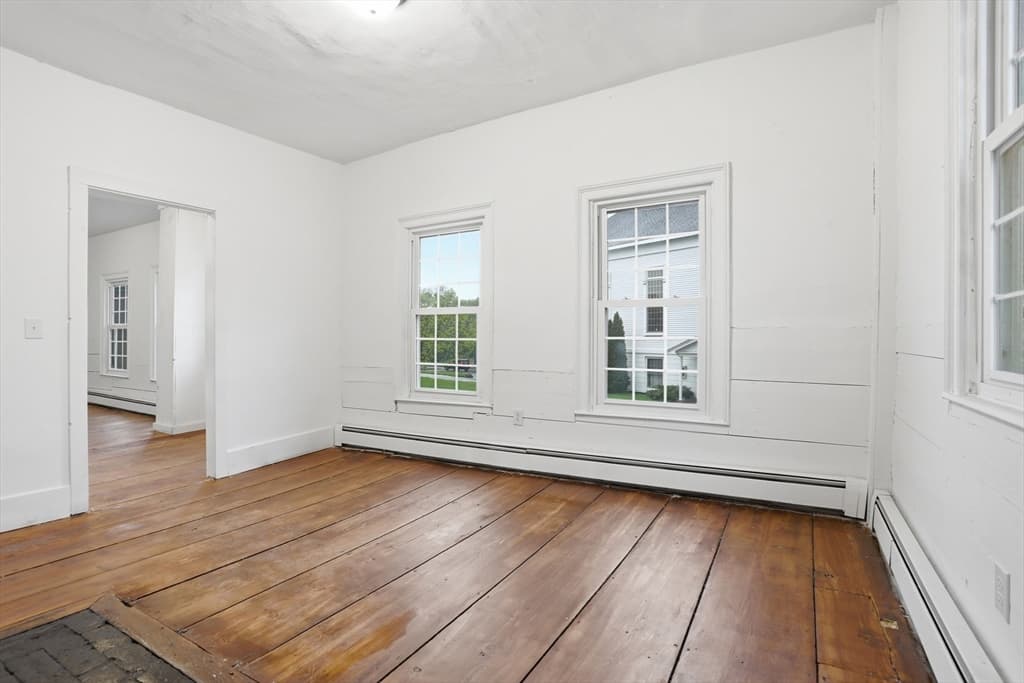 4 Townsend St, Pepperell MA 01463 photo 16