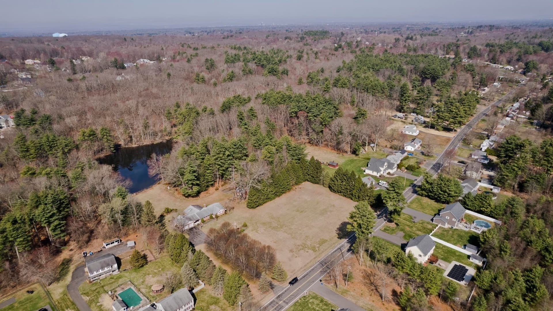 Residential at 75 Lee St, East Longmeadow MA 01028, photo 4 of 15