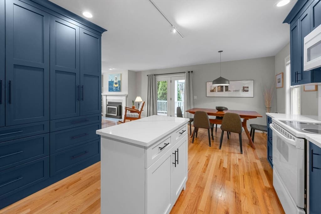 Condominium at 50A Harry Kemp Way Unit 2, Provincetown MA 02657, Provincetown, photo 7 of 18