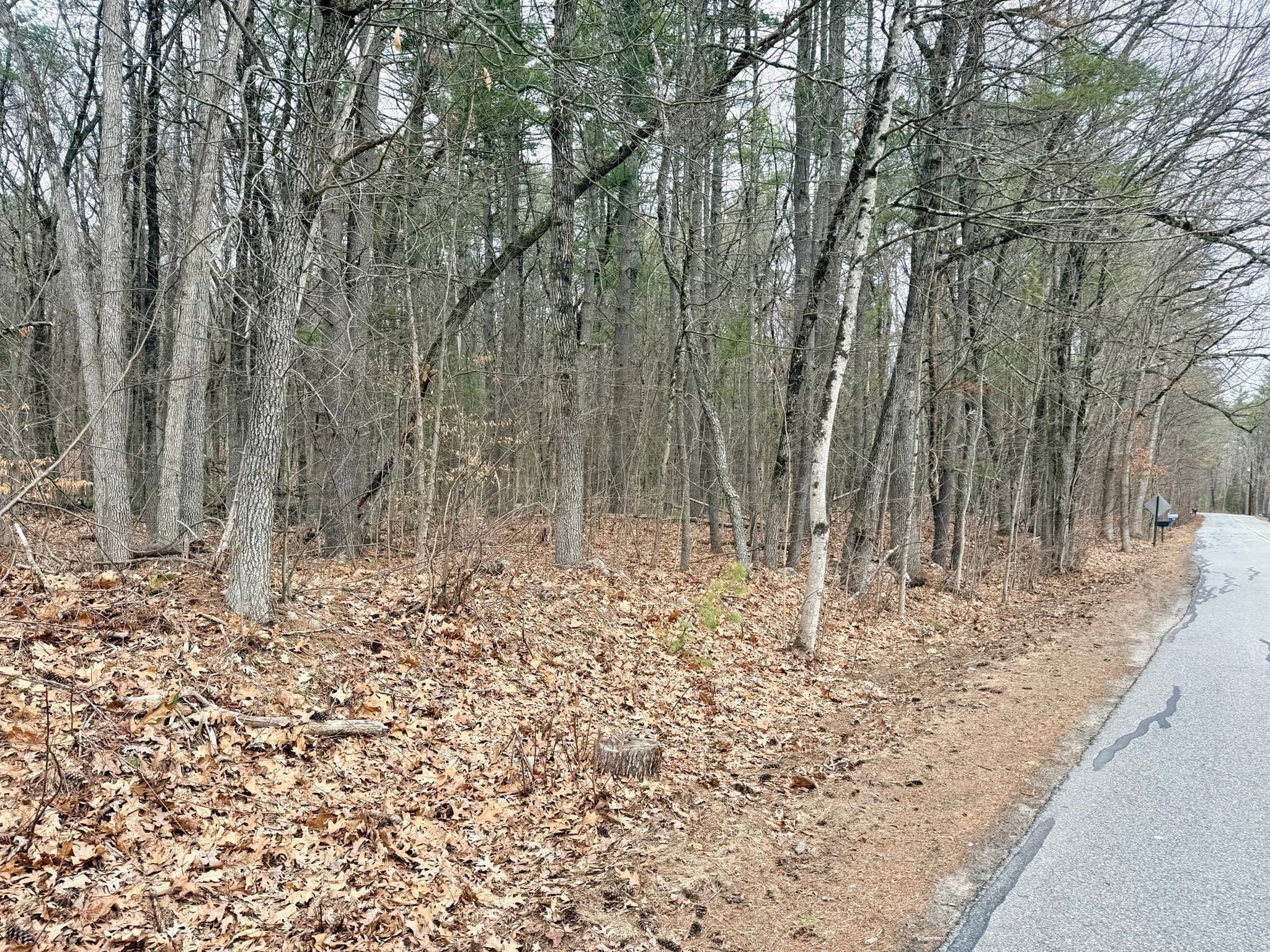Residential at 201 New West Townsend Rd, Lunenburg MA 01462, photo 5 of 11