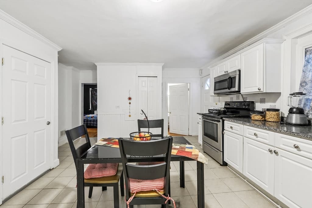 2 Family - 2 Units Side by Side at 23 Plain St, Taunton MA 02780, photo 6 of 29