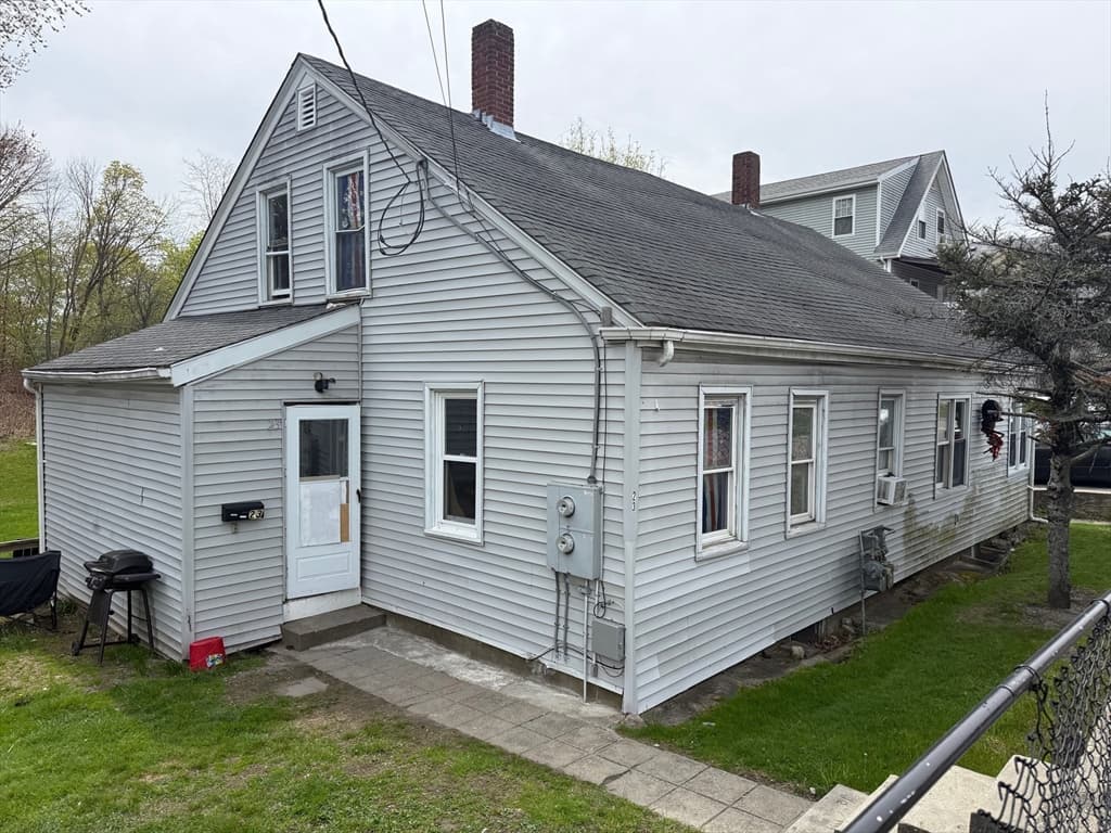 23 Plain St, Taunton MA 02780