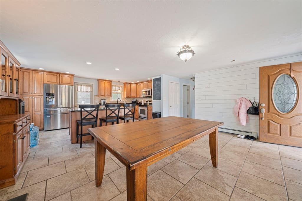 Single Family Residence at 15 Rockland St, Hanover MA 02339, photo 10 of 42