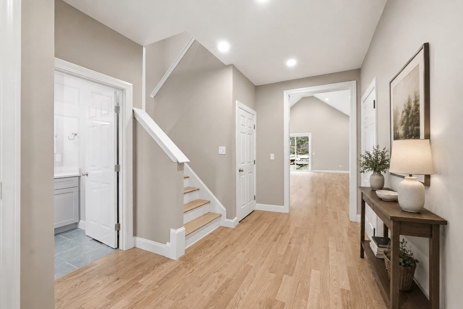 Single Family Residence at 18 Lakeshore Drive, Douglas MA 01516, photo 8 of 42