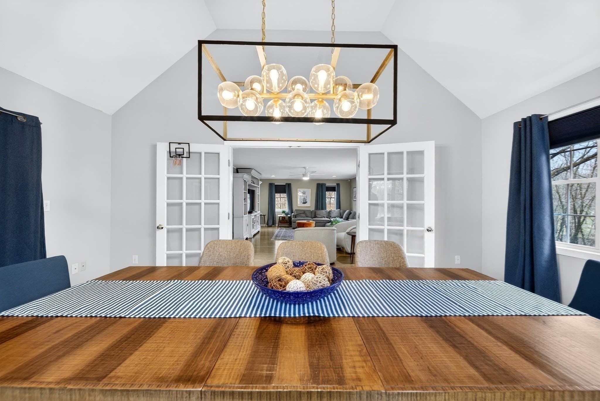Single Family Residence at 2 Hitching Post Ln, Methuen MA 01844, Methuen, photo 15 of 40