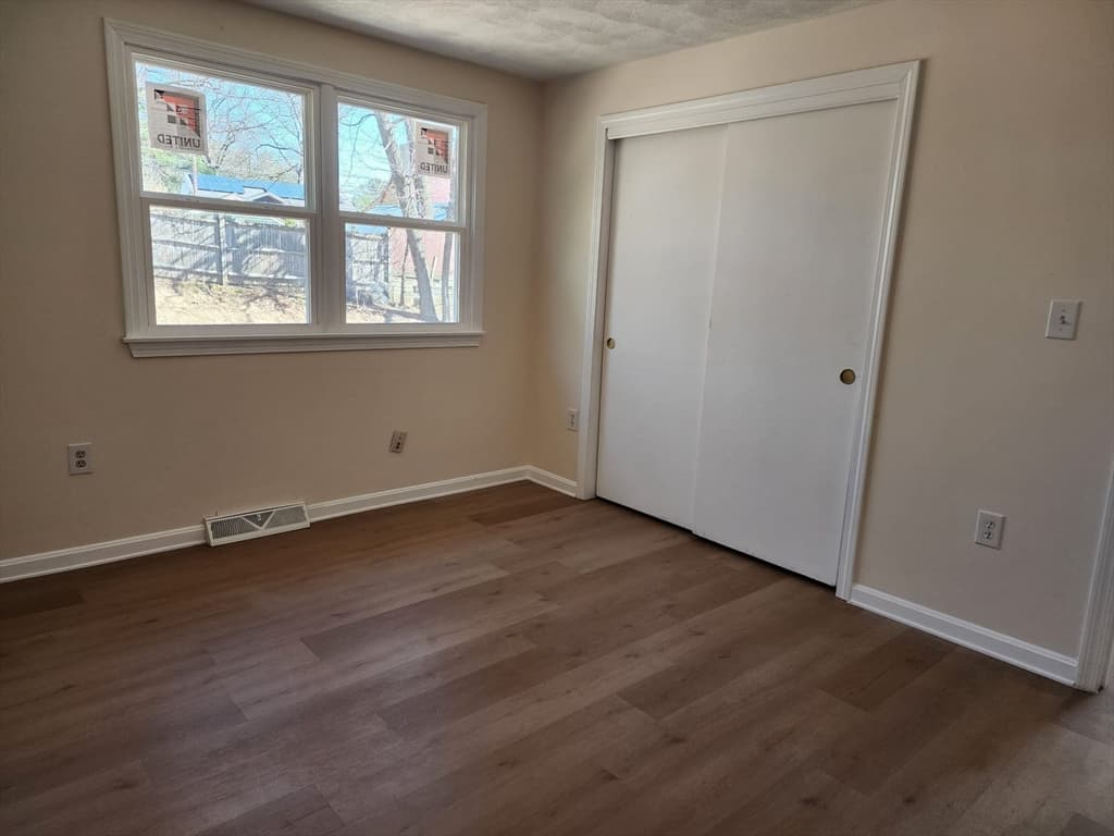 Single Family Residence at 18 Tobin Ave # 18, Chelmsford MA 01863, photo 14 of 16