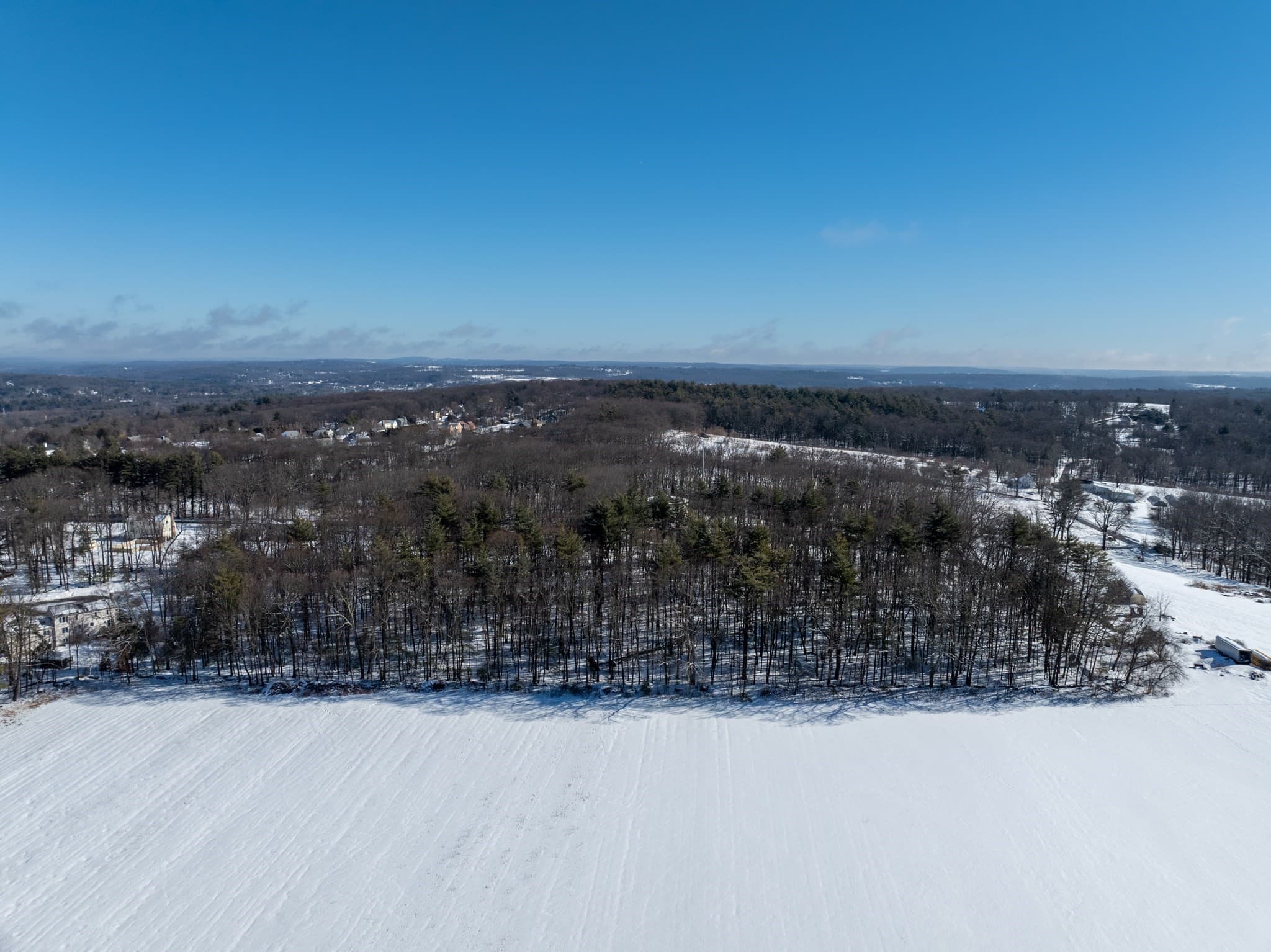 Residential at 82 Dodge Hill Rd, Sutton MA 01590, photo 5 of 8