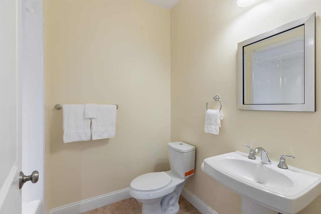 Single Family Residence at 38 Courtyard Pl, Lexington MA 02420, Lexington, photo 19 of 23