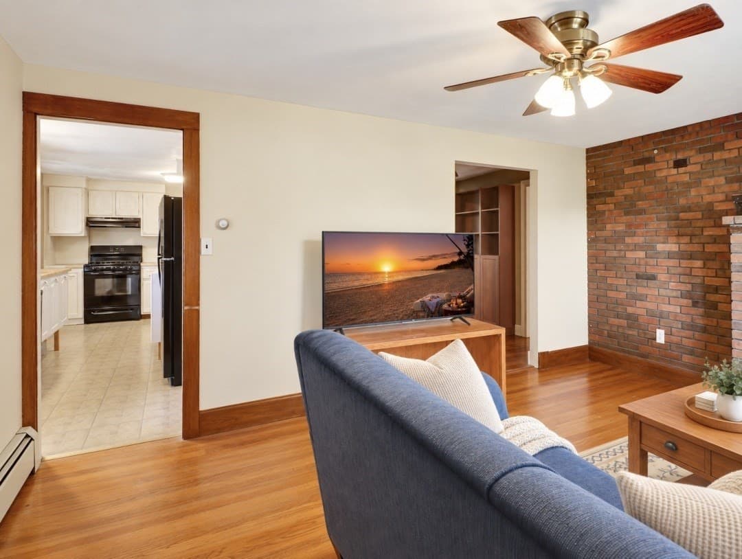 Single Family Residence at 69 Appleton St, Saugus MA 01906, photo 6 of 42