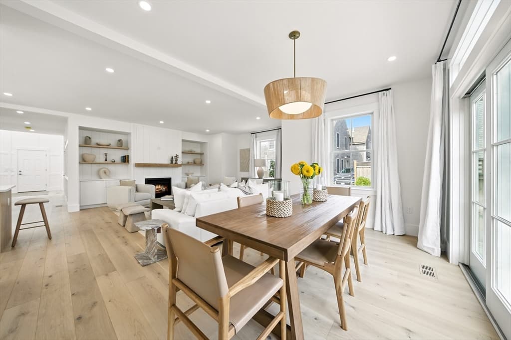 Single Family Residence at 5 Goldenrod Court, Nantucket MA 02554, photo 6 of 26