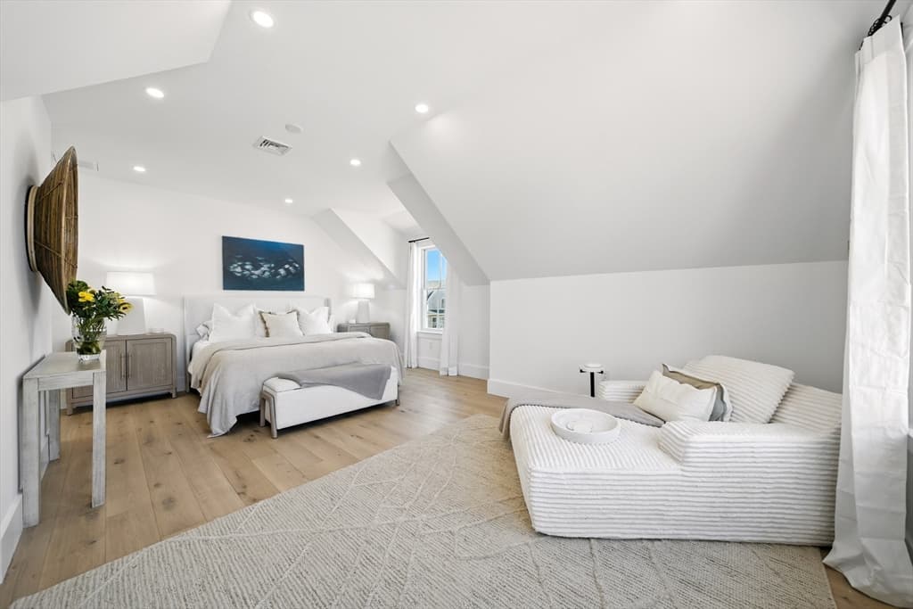 Single Family Residence at 5 Goldenrod Court, Nantucket MA 02554, photo 13 of 26