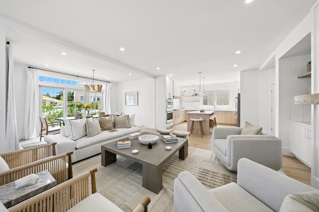 Single Family Residence at 5 Goldenrod Court, Nantucket MA 02554, photo 7 of 26