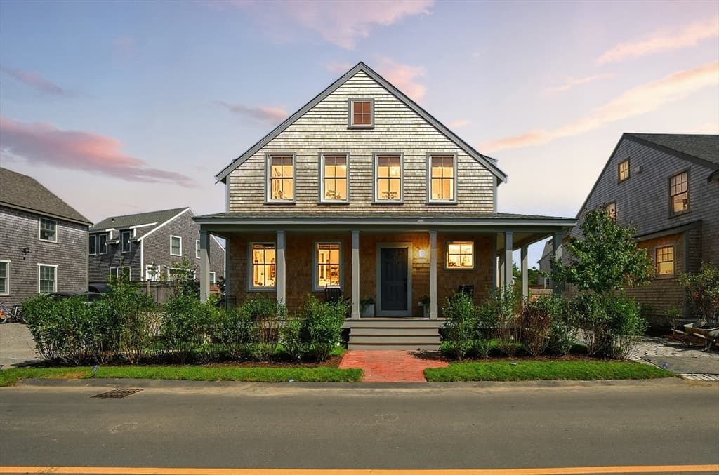5 Goldenrod Court, Nantucket MA 02554