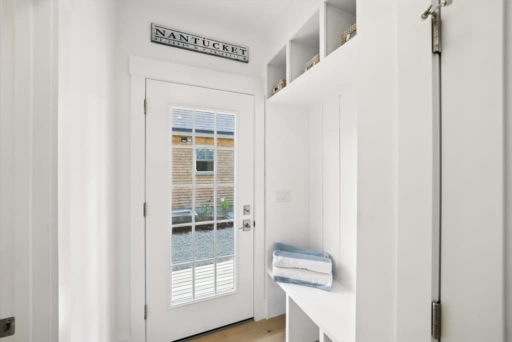 Single Family Residence at 5 Goldenrod Court, Nantucket MA 02554, photo 20 of 26
