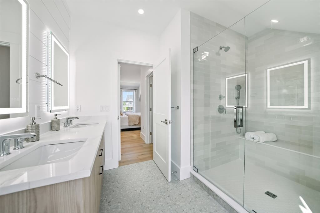Single Family Residence at 5 Goldenrod Court, Nantucket MA 02554, photo 14 of 26