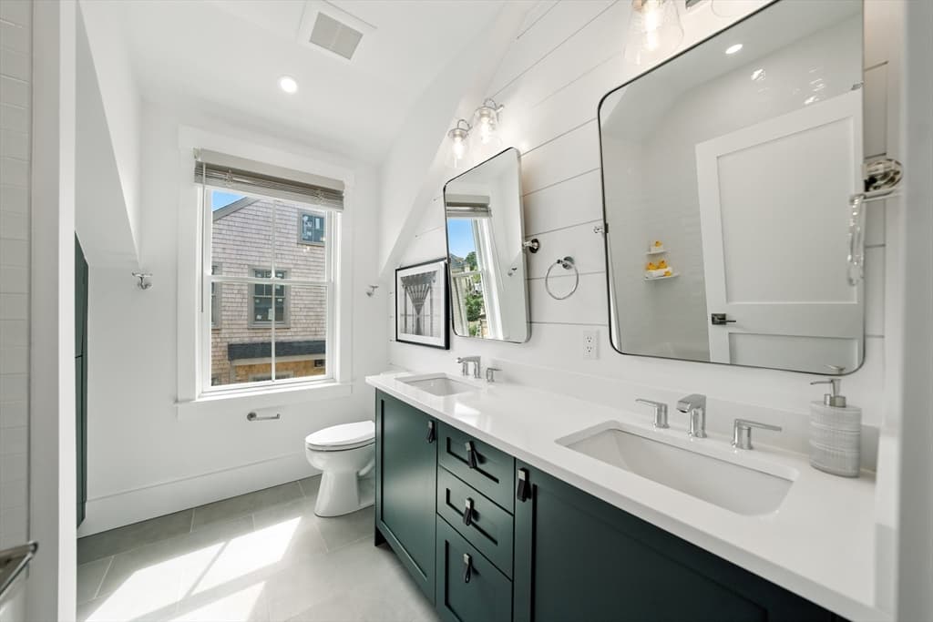 Single Family Residence at 5 Goldenrod Court, Nantucket MA 02554, photo 19 of 26