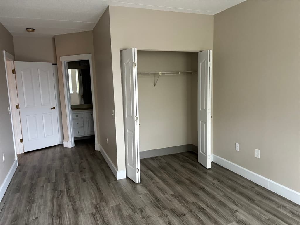 34 Sumner Ave # 301, Springfield MA 01108 photo 7