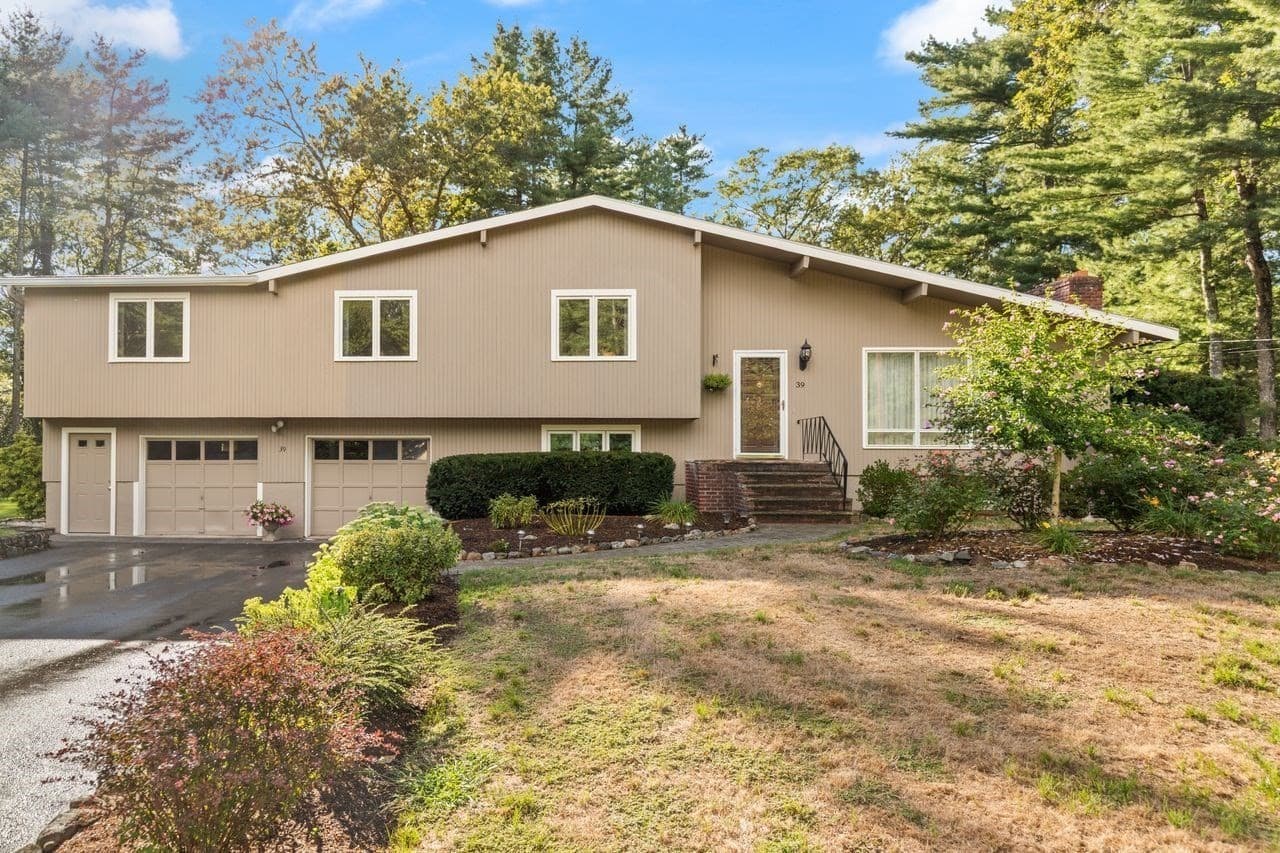 39 Austin Rd, Sudbury MA 01776